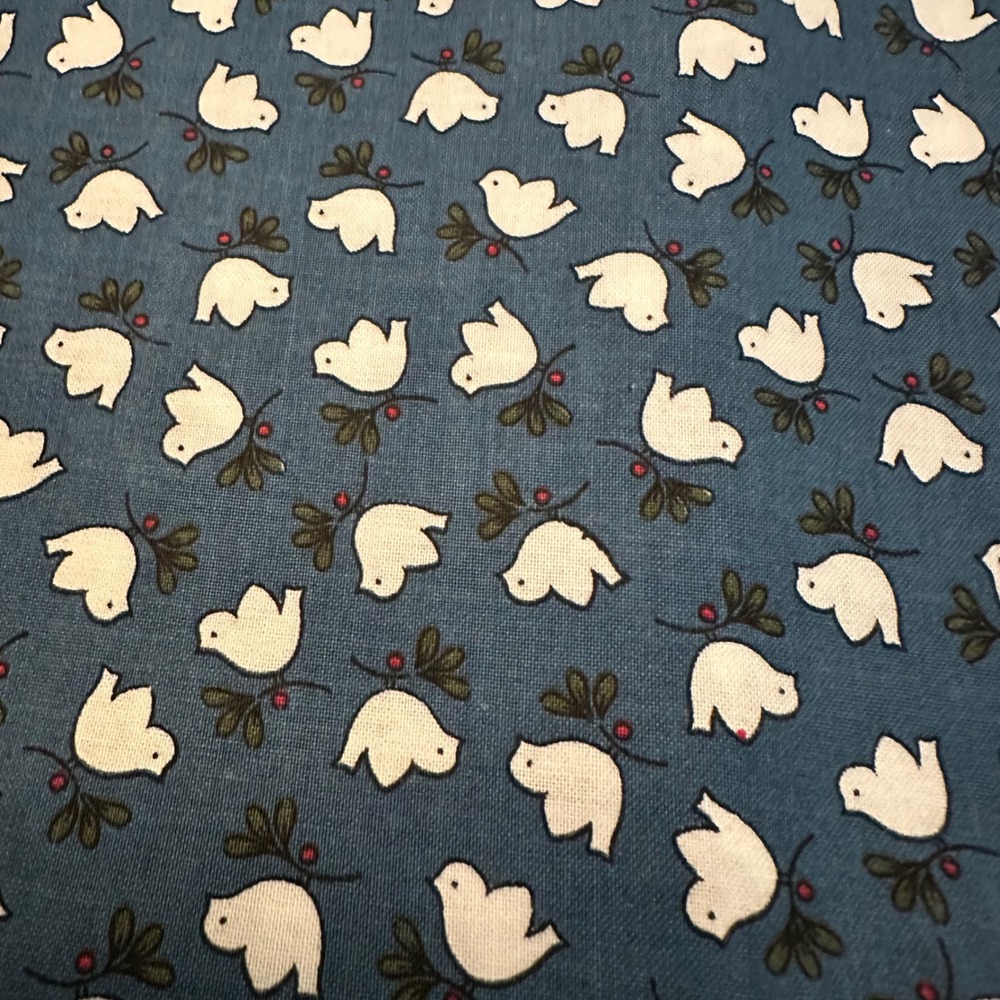 Blue Bird Berry Print Cotton Fabric 2 Yards x 44 Inches Quilting Sewing Craft - Picture 2 of 3